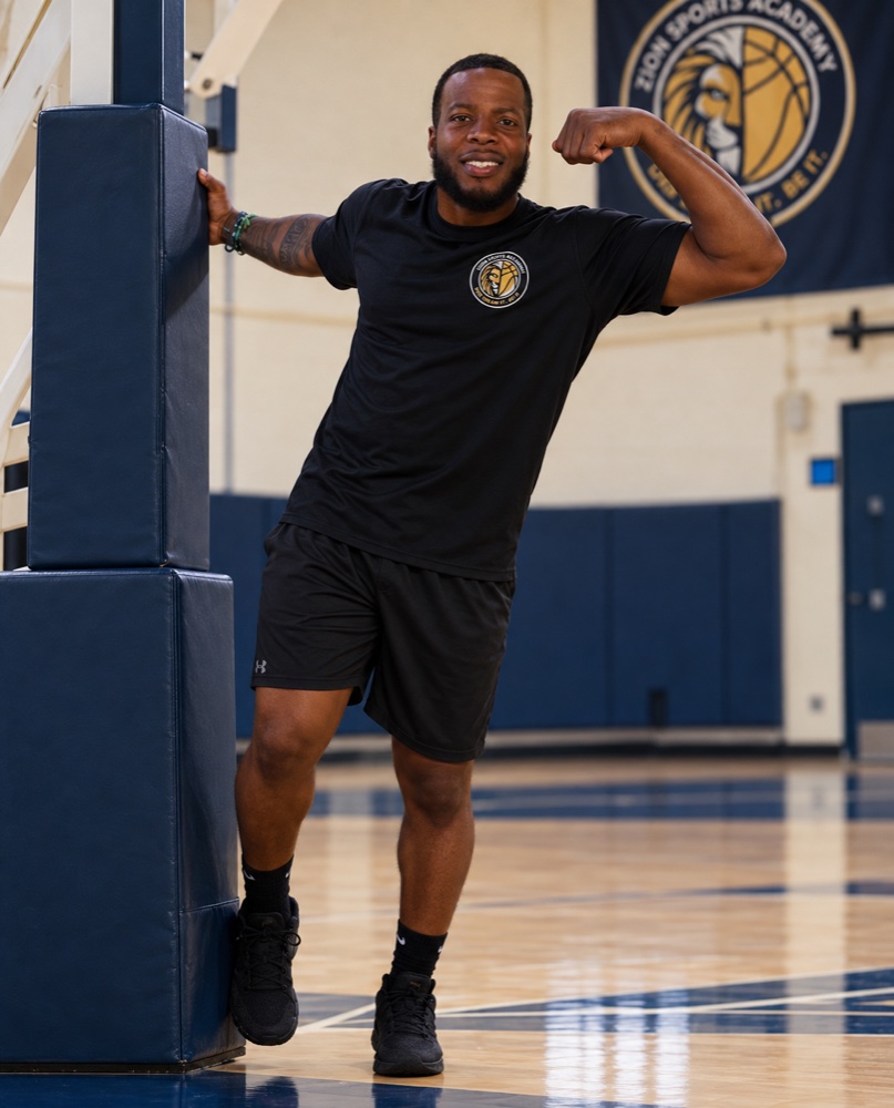 Portrait of Donte Clark
